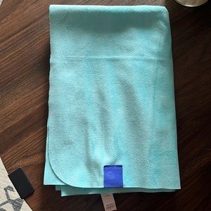 lululemon yoga towel